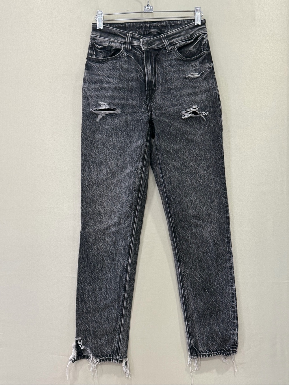 American Eagle Outfitters Black Wash Distressed Straight Leg Jeans